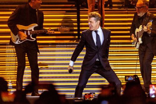 ‘De pronto ¡flash!’ Luis Miguel anuncia fechas en México para su Tour 2024