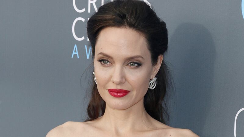 ¿Angelina Jolie demandará al FBI tras incidente con Brad Pitt? Esto es lo que sabemos