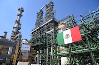 Pemex puede hacer ‘su agosto’ con guerra en Irán: Producción liga 3 meses al alza en febrero
