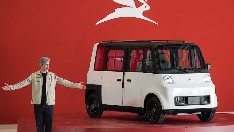 Pip pip, ya llegó Olinia: ¿Cuánto cuesta el auto eléctrico de Claudia Sheinbaum?
