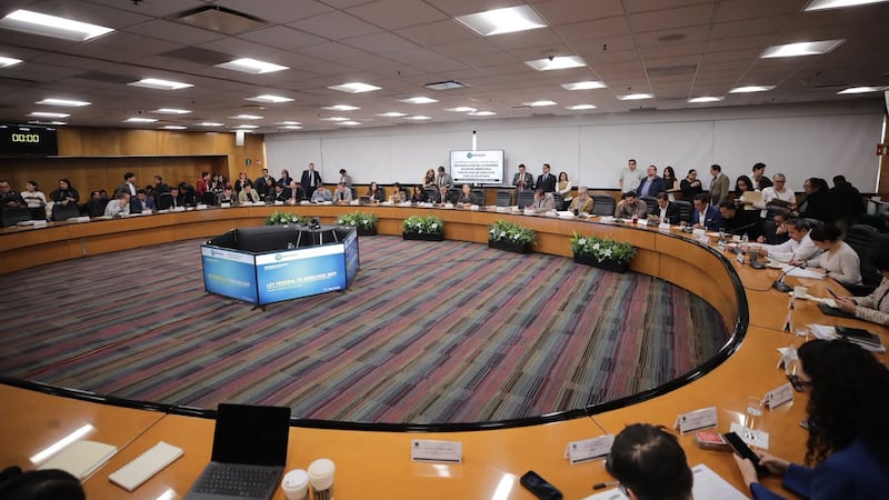 Aprueban en comisión la Ley de Derechos 2027: Hacienda prevé recaudar 177 mil 185.9 MDP