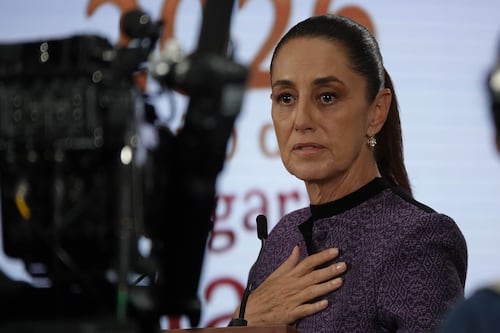 Pide Sheinbaum a empresarios no temer por nueva facultad de la UIF para bloquear cuentas bancarias