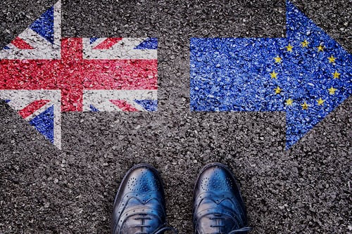 May 'abre la puerta' para segundo referéndum sobre el Brexit