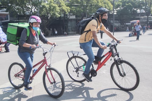 El 69.7 % de mujeres que trabajan en apps de transporte y reparto sufren violencia y precariedad laboral