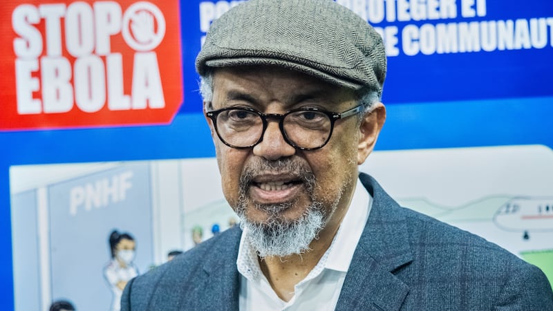 Director de la OMS viaja al epicentro del brote de ébola