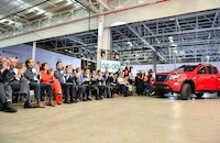 Tere Jiménez encabeza el inicio de producción de la nueva Nissan Frontier en Aguascalientes