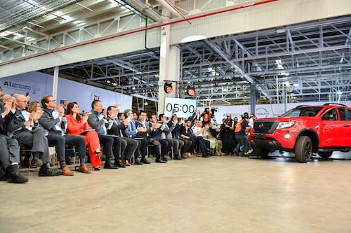 Tere Jiménez encabeza el inicio de producción de la nueva Nissan Frontier en Aguascalientes