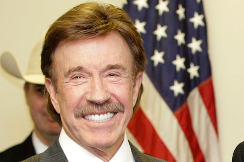 ¿Chuck Norris estuvo en las protestas violentas en el Capitolio? Esto dice su representante