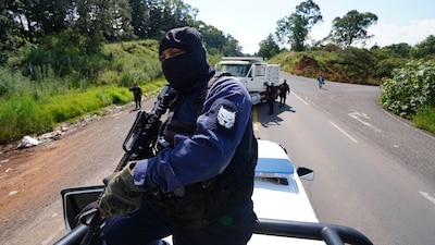 Nueve muertos dejó un enfrentamiento del CJNG y caballeros templarios (Foto: JUAN JOSÉ ESTRADA SERAFÍN/CUARTOSCURO)