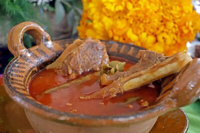 El mole de caderas es una receta originaria de la región mixteca, que comprende los estados de Guerrero, Puebla y Oaxaca. (Foto: Cuartoscuro)