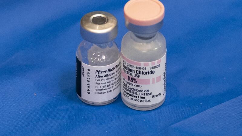 Canadá aprueba mezclar vacunas COVID de AstraZeneca y Pfizer