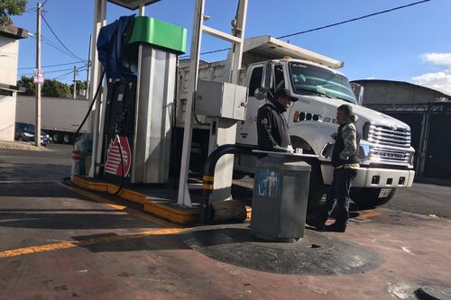 Hacienda incrementa estímulos fiscales para el diésel, ¿en cuánto quedan las gasolinas Magna y Premium?