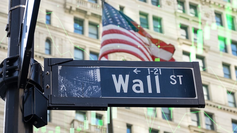 Dato de empleo en EU ‘empuja’ a Wall Street: ¿Cuánto ganan HOY sus indicadores?