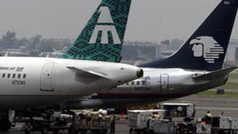 Fox y Calderón entregaron Mexicana y Aeroméxico por apoyo en campañas: AMLO