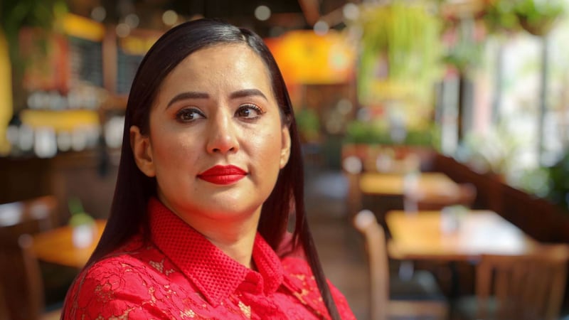 ‘No es lujoso’: Esto sabemos del nuevo restaurante de Sandra Cuevas que lleva el nombre de Carmen Salinas