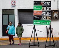 Hacienda ‘echa una mano’ a automovilistas: sube apoyo fiscal para gasolinas