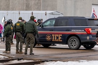 Y siguen: Agentes de ICE disparan y hieren a dos personas en Portland