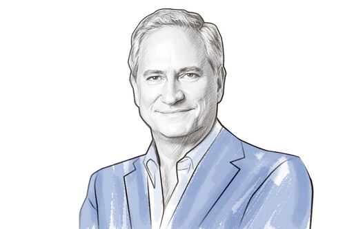 Soberón recibe Medalla de Oro