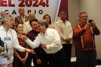 Encuesta para elegir a ‘corcholata’ de Morena: Así se aplicará y esta será la pregunta principal