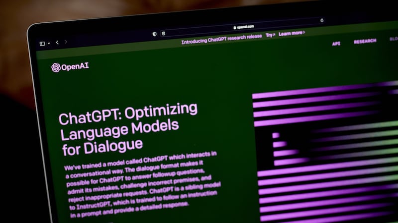 Error en la Matrix: Usuarios de ChatGPT reportan fallas en la plataforma de IA