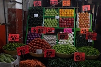 Plan antinflación: 24 productos básicos costarán hasta 20% menos, estima Agricultura