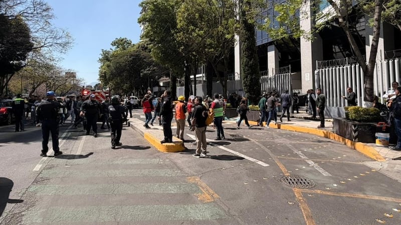 Desalojan edificio del Poder Judicial en CDMX por amenaza de bomba presuntamente ligada al CJNG