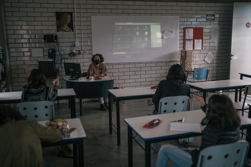 Por si fuera poco, el empeño del futuro, la educación