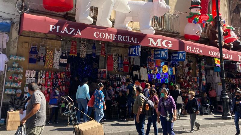 Habrá multas de casi 900 mil pesos a empresas que se ‘pasen de listas’ en ventas navideñas