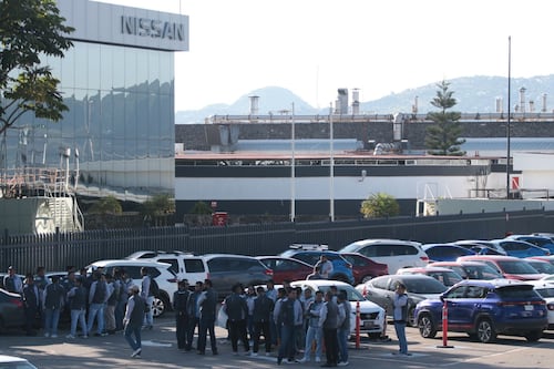 Aranceles de Trump ‘golpean’ a Nissan: Reduce costos de autos fabricados en México