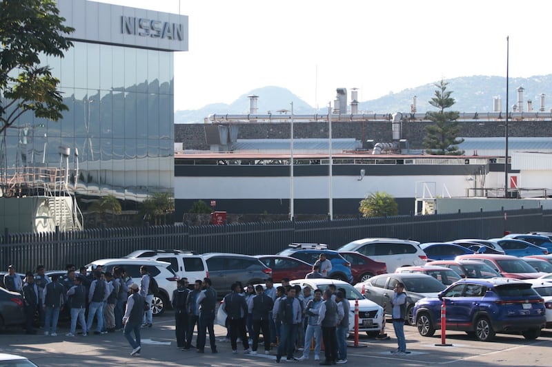 Aranceles de Trump ‘golpean’ a Nissan: Reduce costos de autos fabricados en México