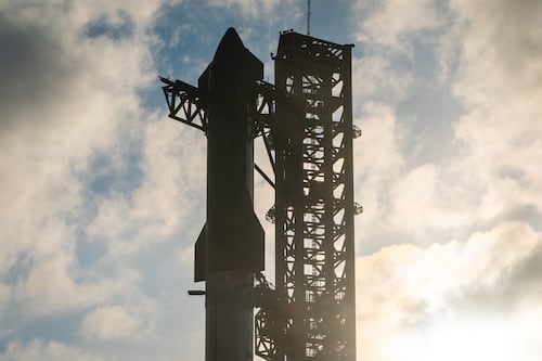 Elon Musk y Donald Trump presencian la sexta prueba del Starship de SpaceX