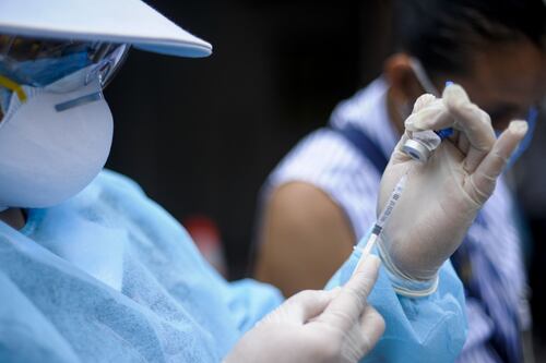 Se viene la temporada de influenza y países no pueden conseguir la vacuna, advierte la OMS