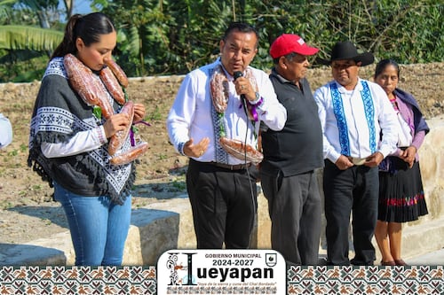A machetazo limpio: Pobladores de Hueyapan, Puebla, intentan linchar al alcalde Alfonso Lino