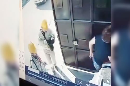 Falsos empleados de CFE se disfrazan para robar casas en Oaxaca; así operan (VIDEO)