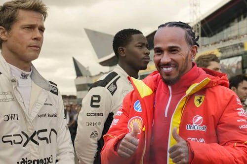 Hamilton le dio ‘el susto de su vida’ a Brad Pitt en la F1: ‘Suplicó salir del auto’