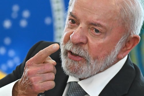 ¿Por qué los aranceles de Trump de 25% a Brasil serían un regalo para Lula?