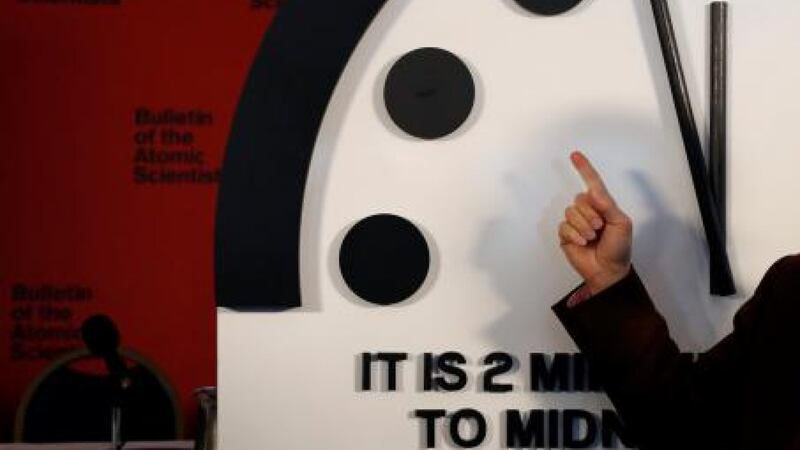 El fin del mundo está a '2 minutos'... pero todavía podemos evitarlo