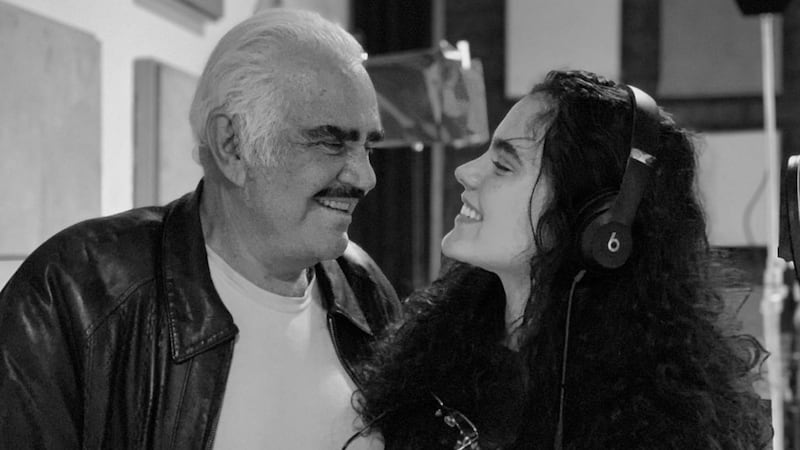 ¿Quién es Camila, nieta de Vicente Fernández que lo recordó en ‘Las Mañanitas’ a la Virgen?