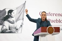 Sheinbaum responde a Tim Golden sobre supuesta lista de ‘gobers’ sin visa: ‘Que se tome de quien viene’