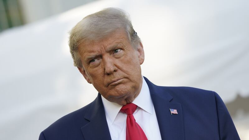 Trump demanda a Facebook, Twitter y Google por veto