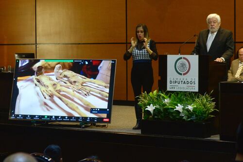 ¿Están entre nosotros? Vuelve Jaime Maussan al Congreso a presentar pruebas de ‘seres no humanos’