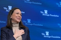 Trump ‘le da palmaditas’ a María Corina, pero resalta liderazgo de Delcy Rodríguez en Venezuela