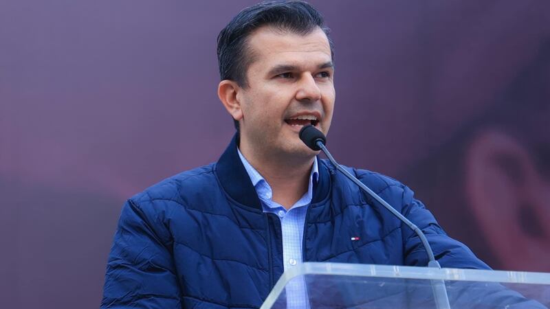 Juan, hermano de Carlos Manzo, ‘se baja’ para ser alcalde de Uruapan: ‘Hay perfiles que pueden hacerlo’