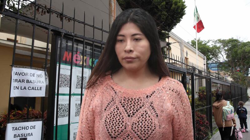 Corte de Perú ‘salva’ a Betssy Chávez: Niega contumacia y continúa juicio mientras está en embajada mexicana