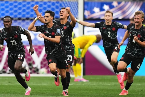 ¡Con agónico gol! Exjugador de Cruz Azul le da el pase a Canadá sobre Sudáfrica a octavos de final