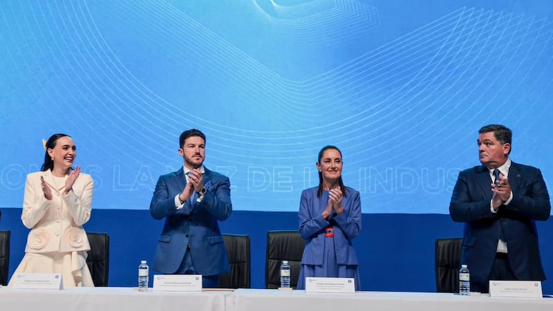 Samuel García llega a reunión con Sheinbaum entre abucheos de empresarios: Esto sabemos