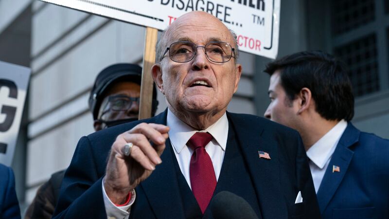 Giuliani pierde su licencia de abogado en NY por mentir sobre elecciones 2020 en EU