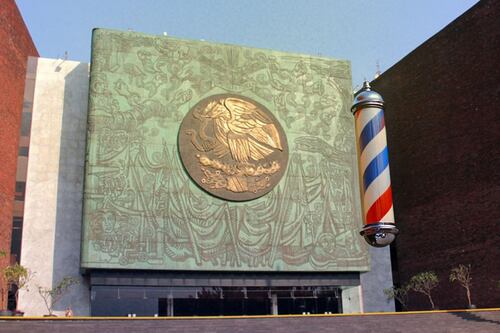 Diputados también tienen su salón de belleza: Cobran $200 el corte y lo usan hasta reporteros