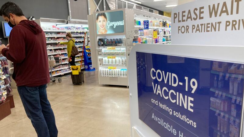 Empleados de EU podrán denunciar a sus empresas si incumplen con reglas de vacunación COVID