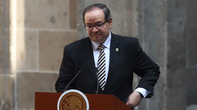 Rector de la UNAM se disculpa con aspirantes que no hicieron trampa: ‘Tendrán un buen resultado’